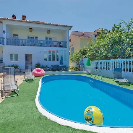 In W/ Outdoor Swimming Pool, Outdoor Swimming Pool&2 Bedrooms Apartament